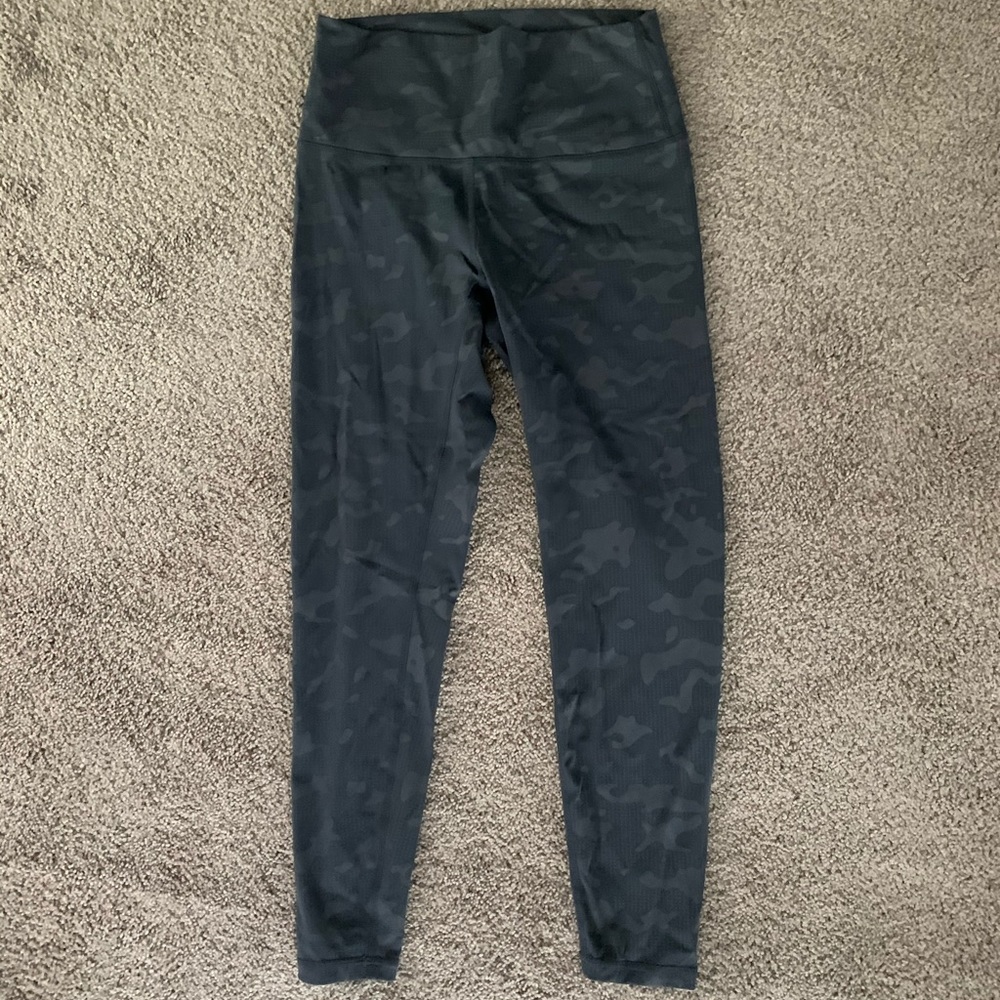 Zyia Gray battleship luxe camo legging size 4